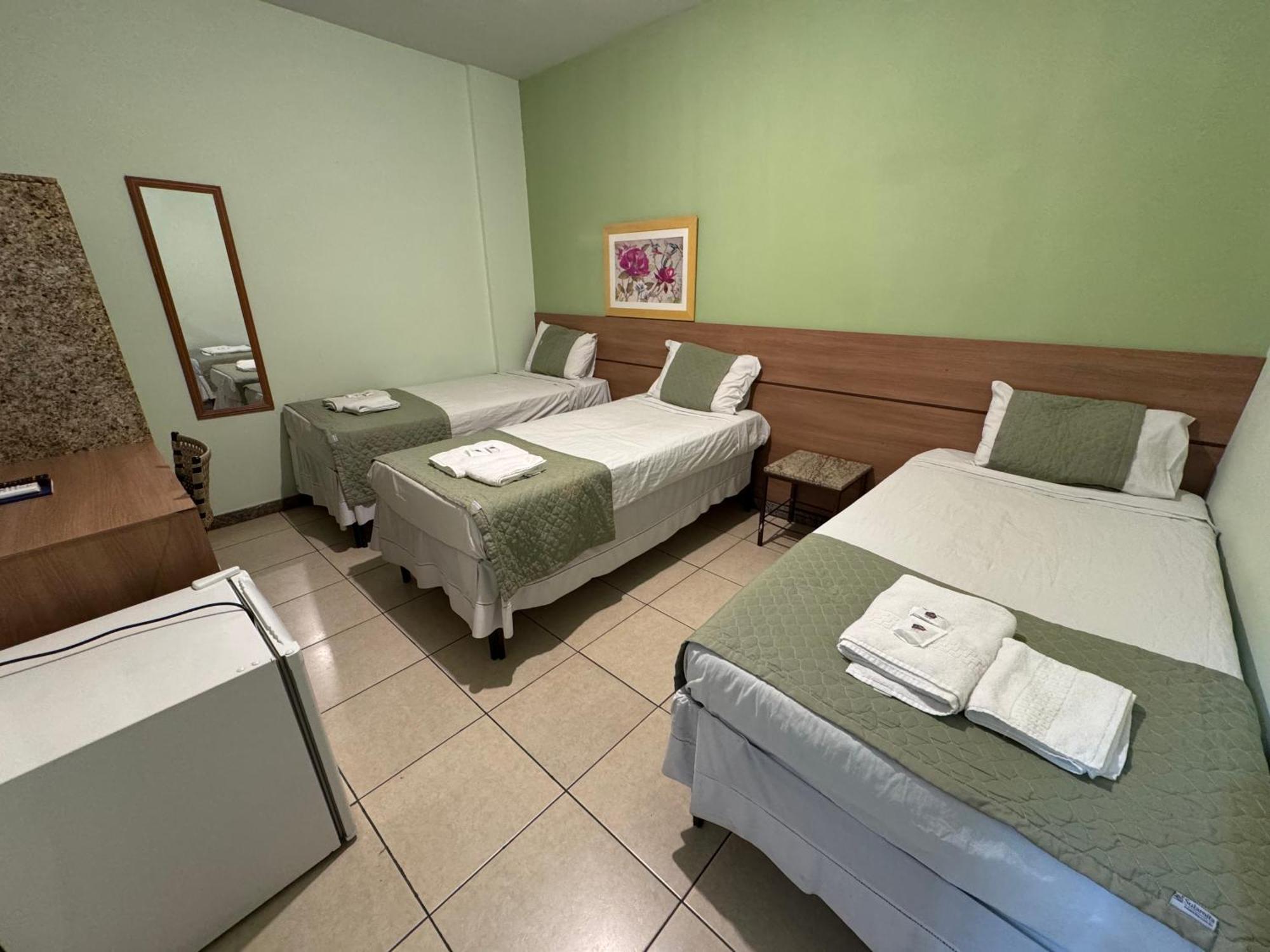Domus Hotel Veneza إيباتينجا المظهر الخارجي الصورة