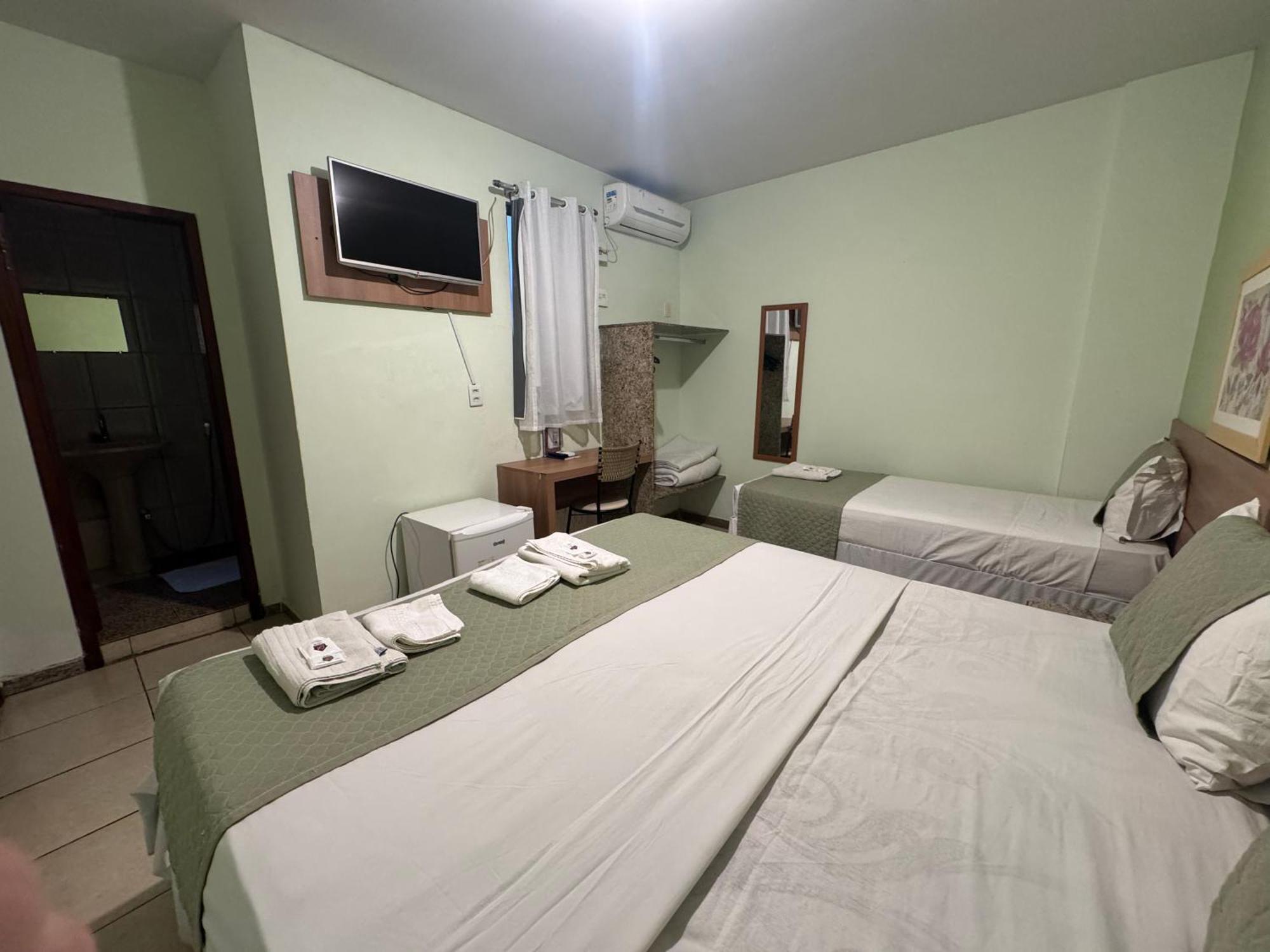 Domus Hotel Veneza إيباتينجا المظهر الخارجي الصورة